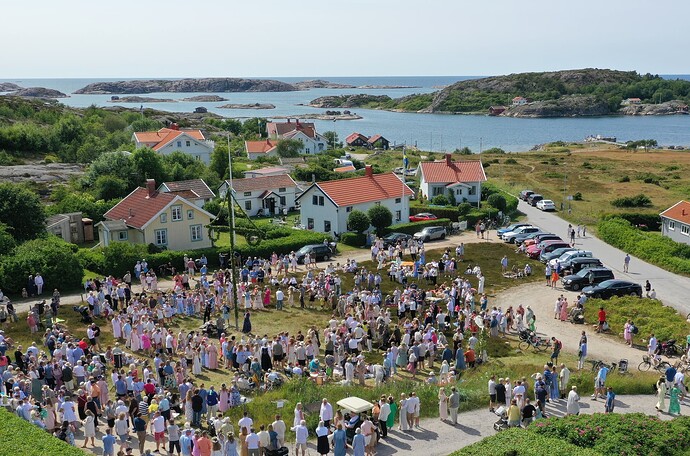 Midsommar i Grönemad