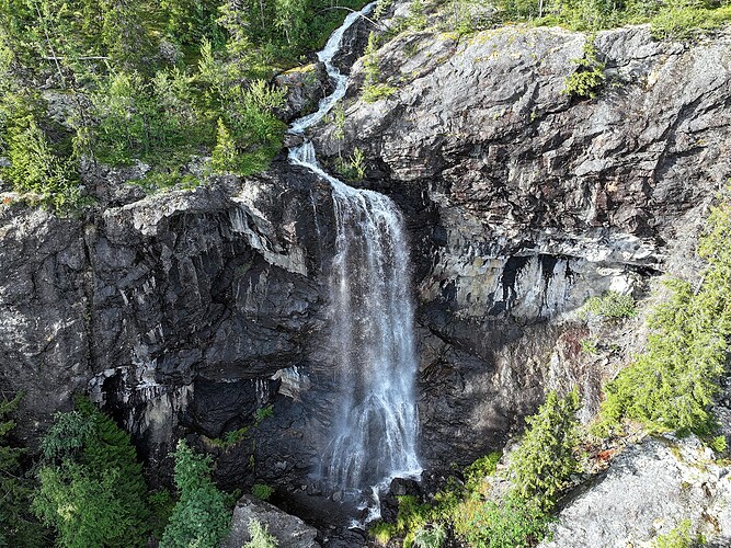 dji_fly_20250816_175208_0195_1755359515396_photo